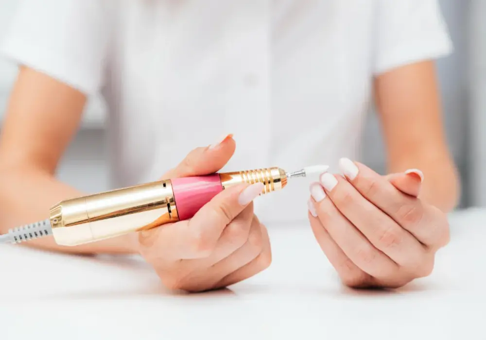 Jaki frez do hybrydy? Wybierz najlepszy do manicure hybrydowego